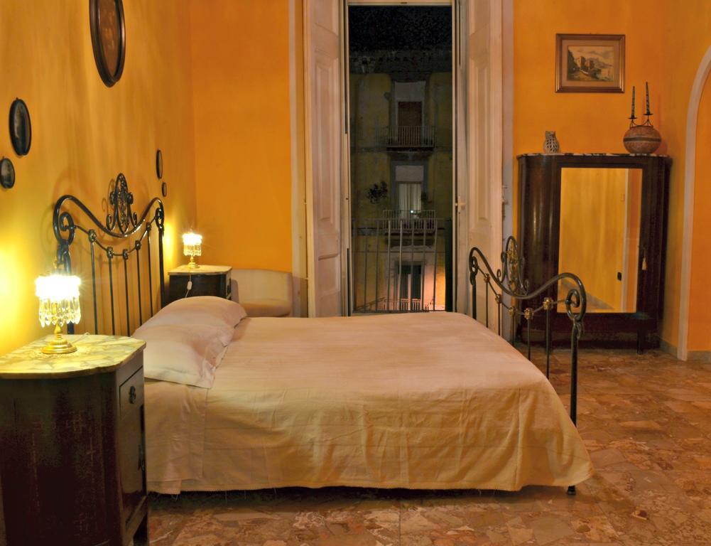 Bed and Breakfast A Casa Di Mamma à Naples Chambre photo